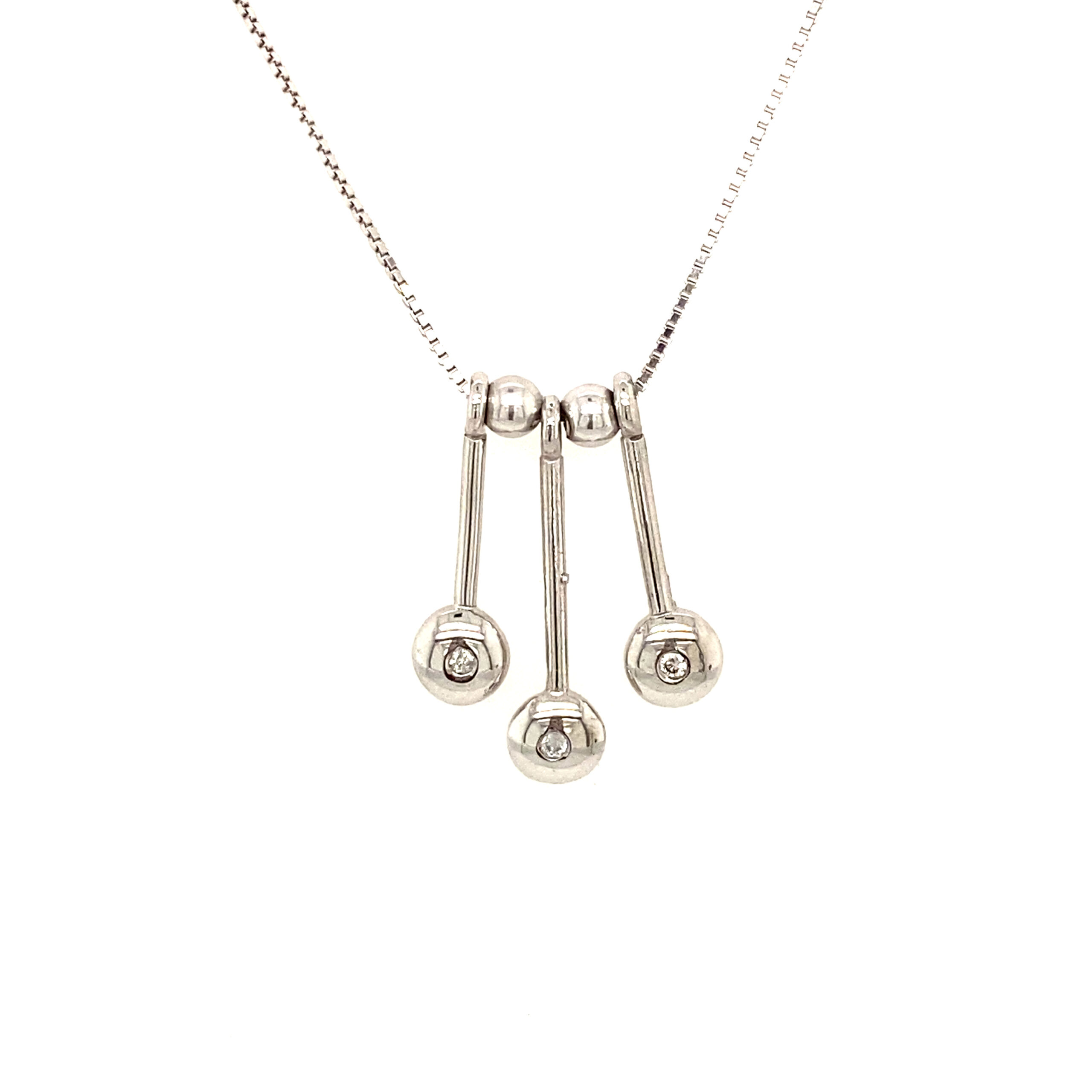 14k 3-Diamond Circle Pendant Necklace