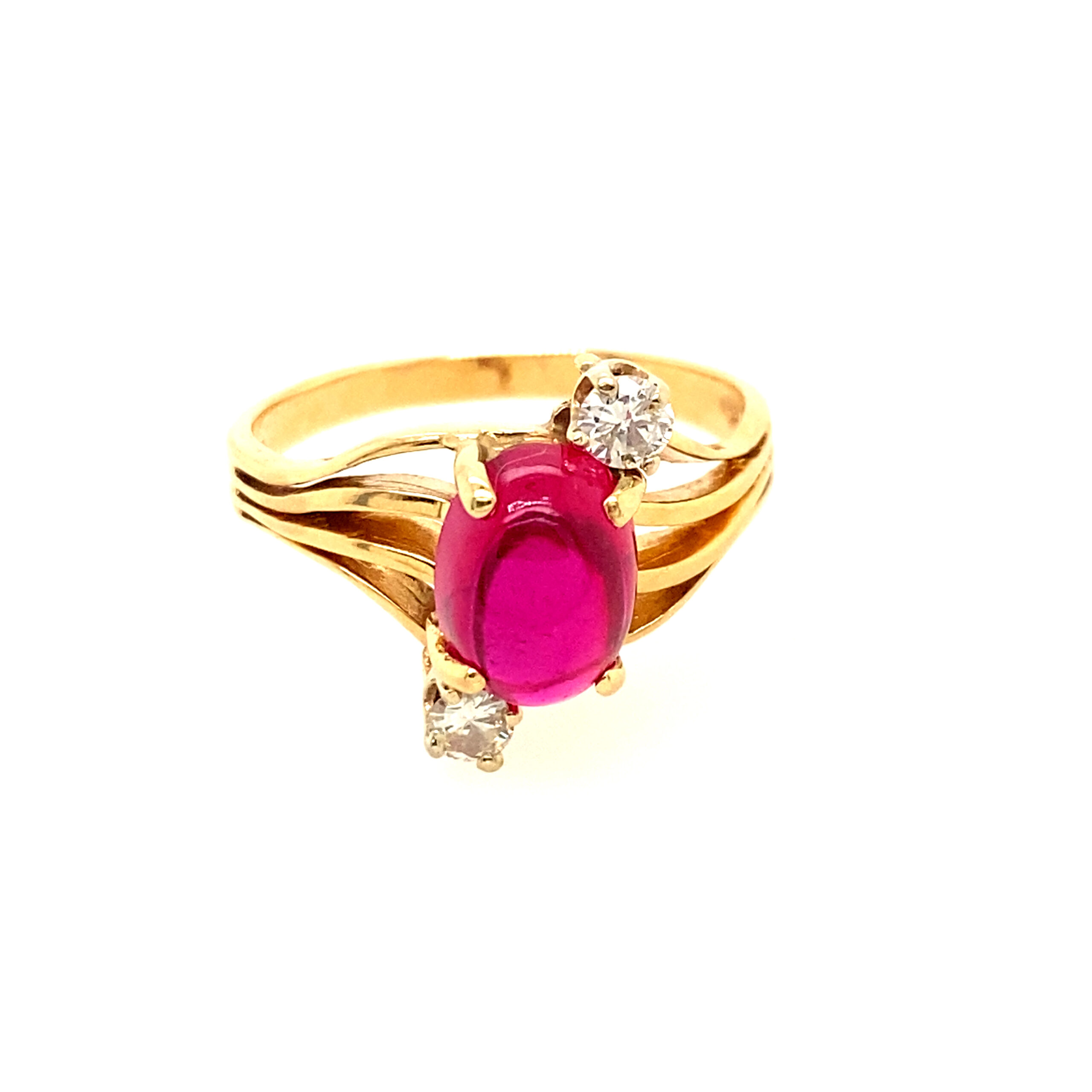 14k Cabuchon Ruby & Diamonds Ring