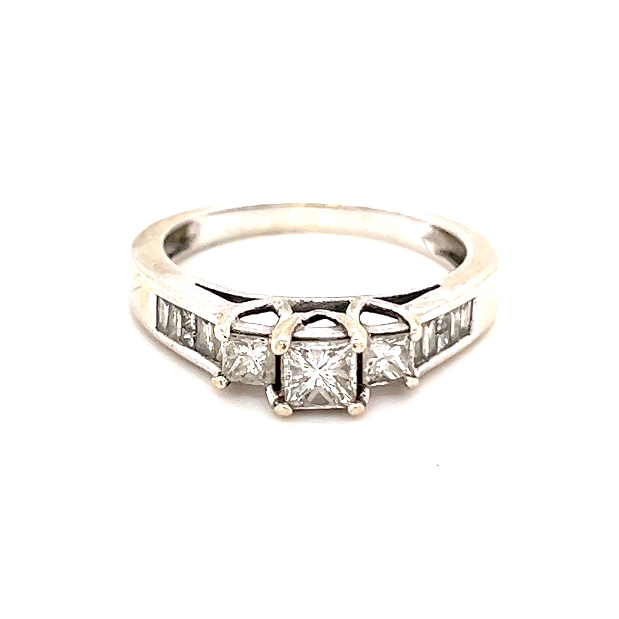 Stunning 14k WG Diamond Engagement Ring