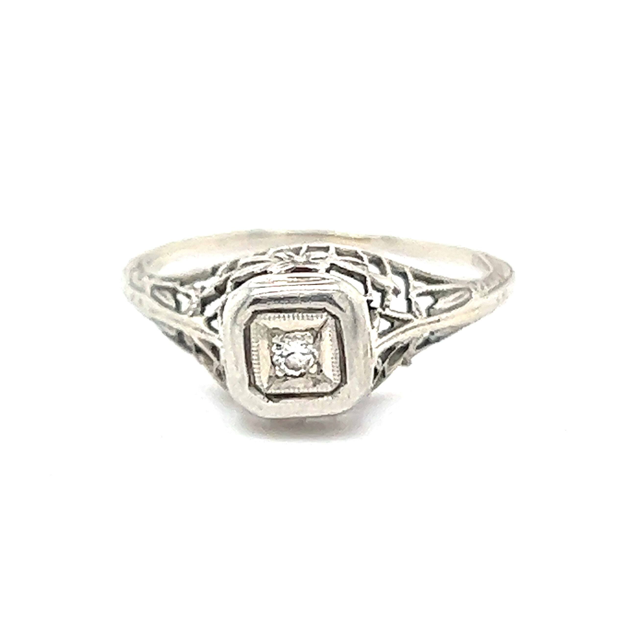 Vintage 18k Diamond Ring