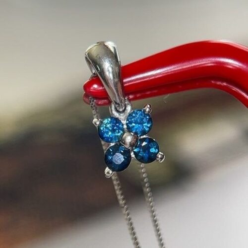 14k WG 4-Blue Diamonds Flower Necklace - Image 3