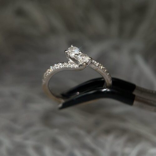 14k Gold Ever Us Diamond Ring - Image 4