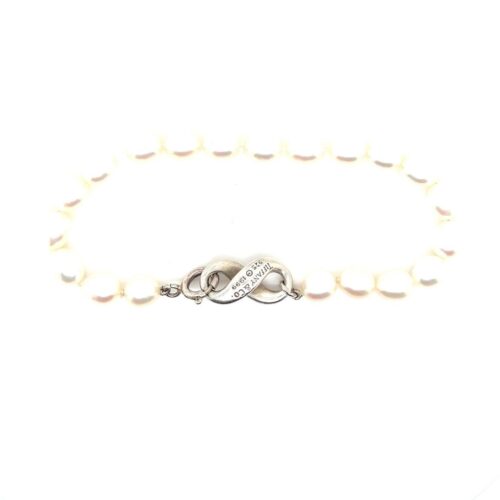 T&Co. 925 Infinity Clasp Pearl Bracelet - Image 5