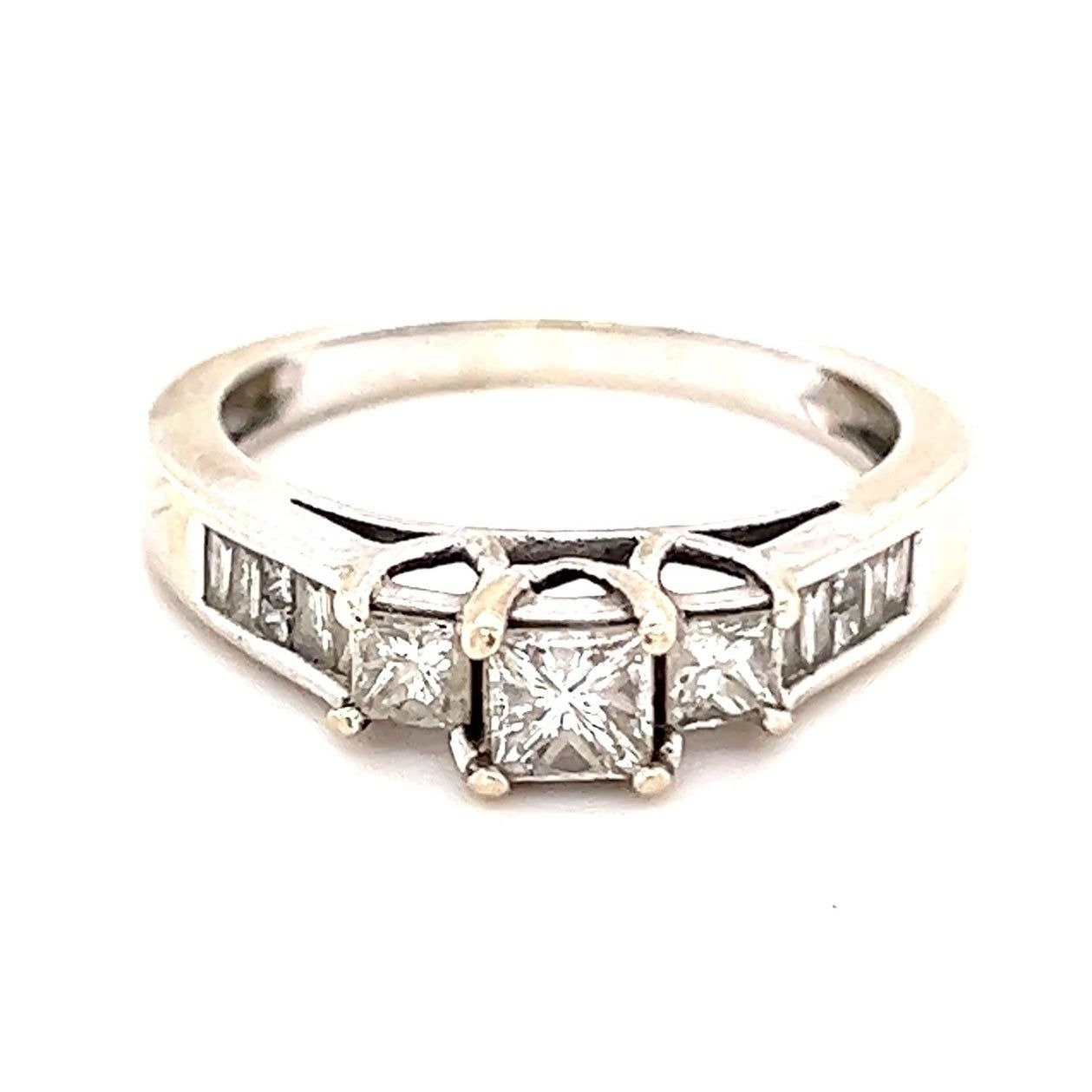 Stunning 14k WG Diamond Engagement Ring