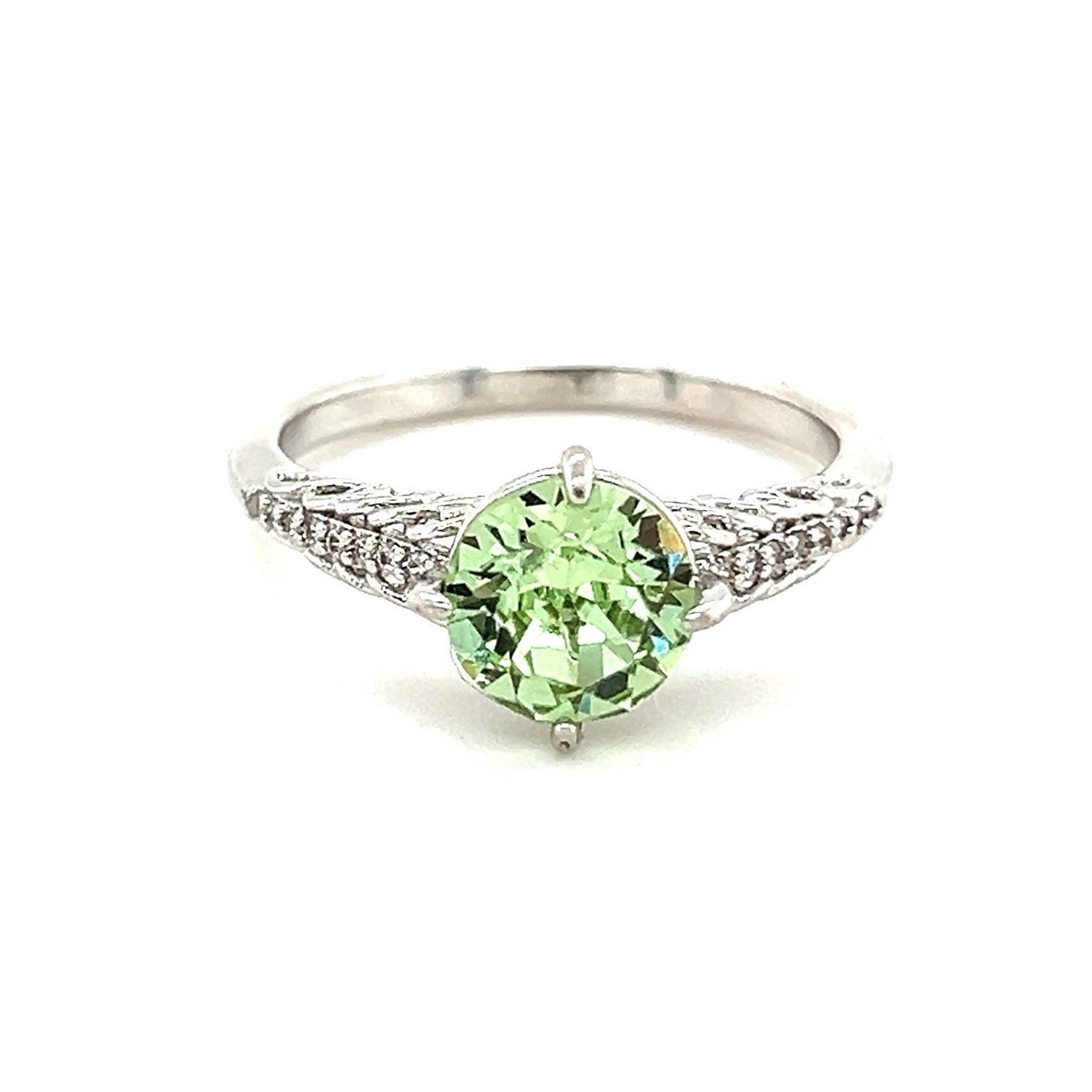 Green Stone Fragrant Jewel Ring