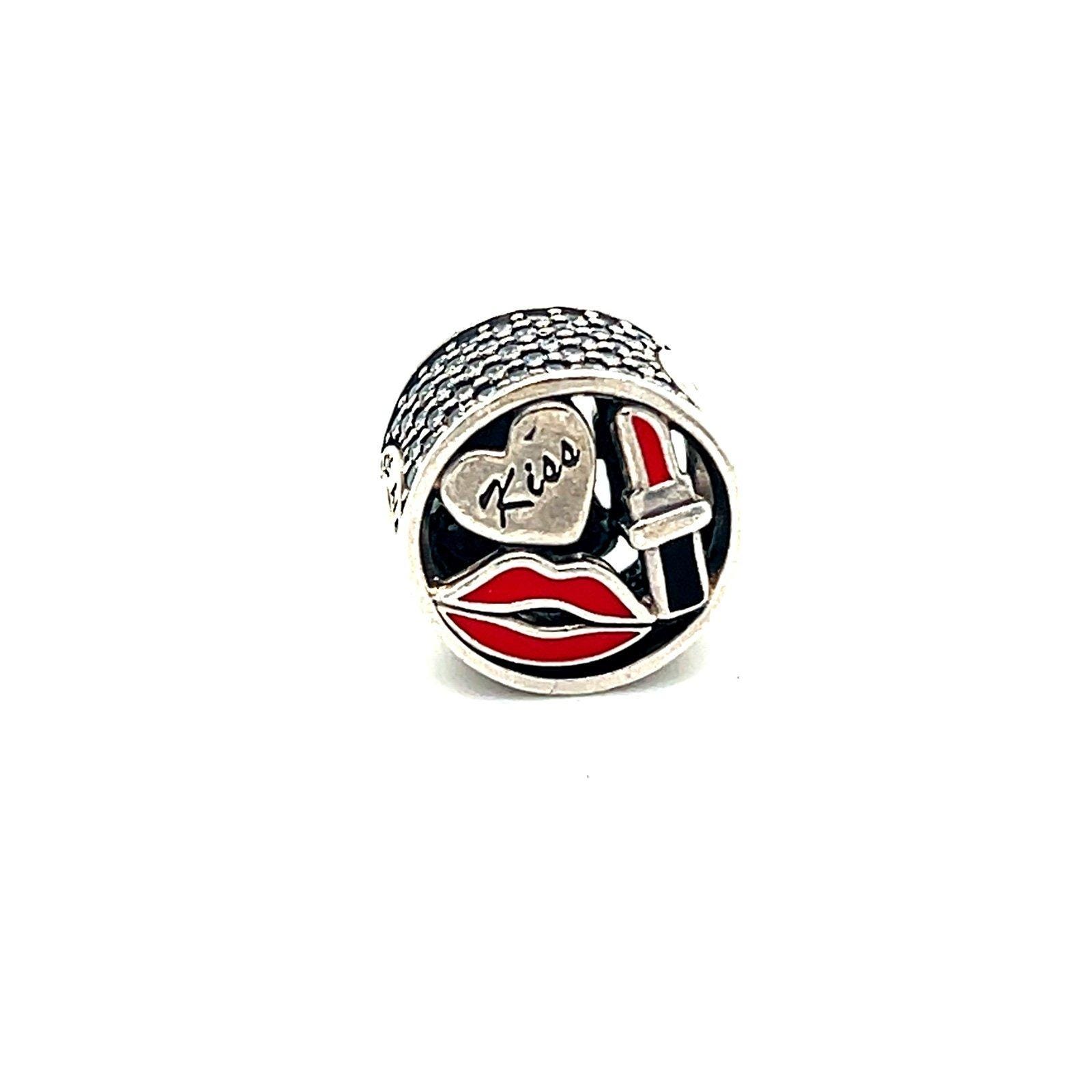 Pandora Glamour Kiss Charm