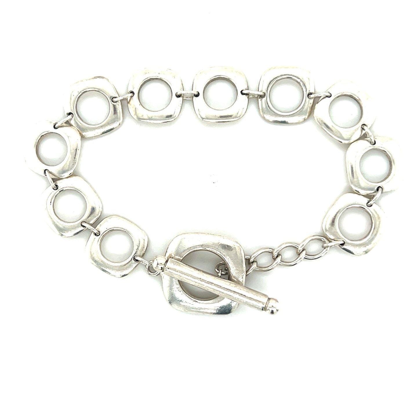 T&Co. 925 Circle Link Toggle Bracelet