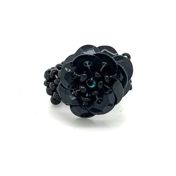 Elegant Black Floral Beaded Ring