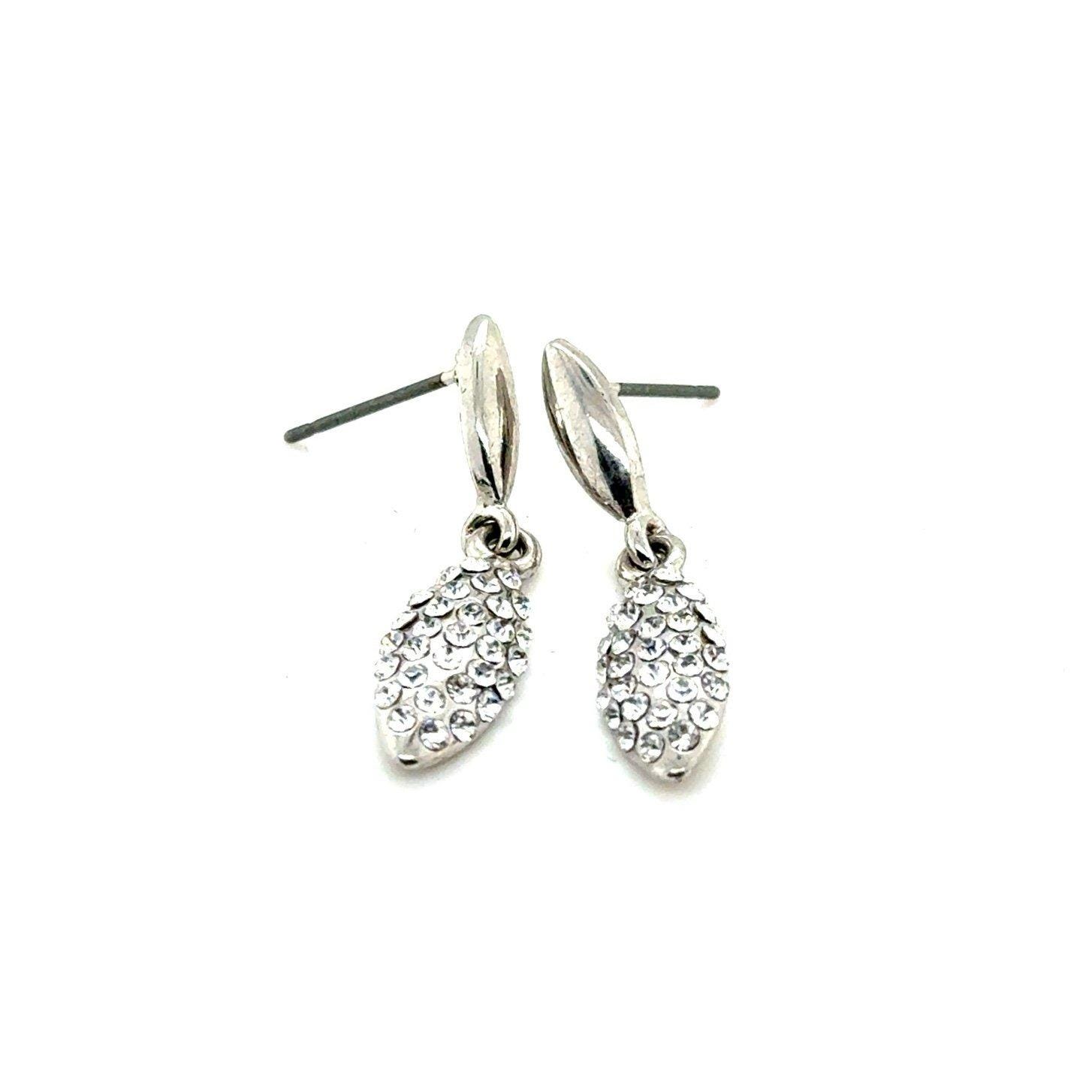 Small Sparkling Crystals Earrings