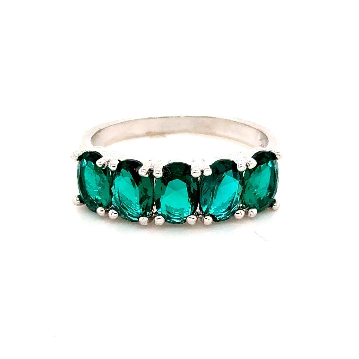Silver 5-Oval Shaped Green Stones Ring