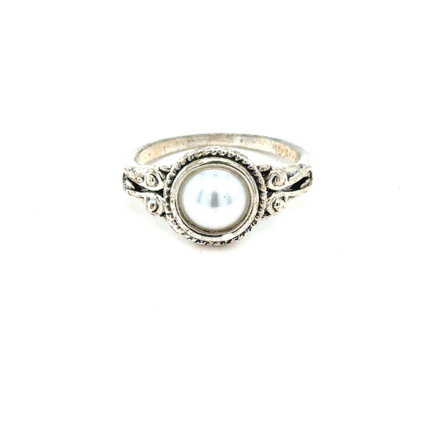 Silver Pearl Ring