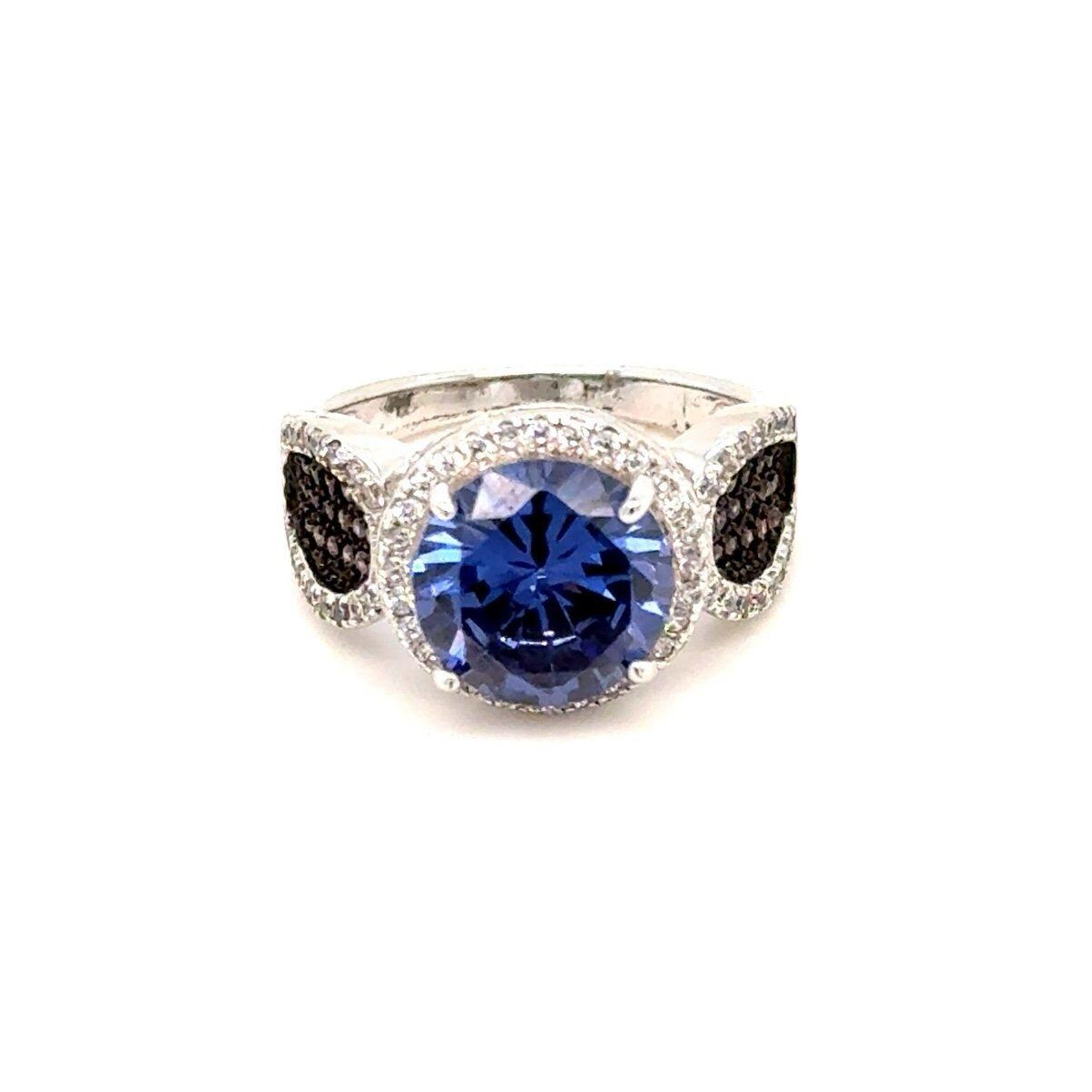 Gorgeous 925 Silver Blue/Pave Champagne Stones Ring