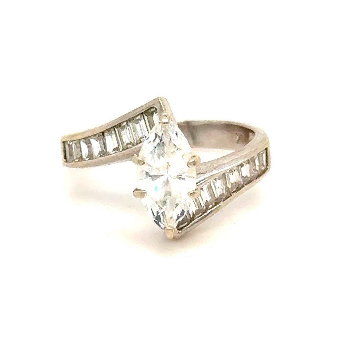 Gorgeous 14k Gold Marquis/Baguette Ring