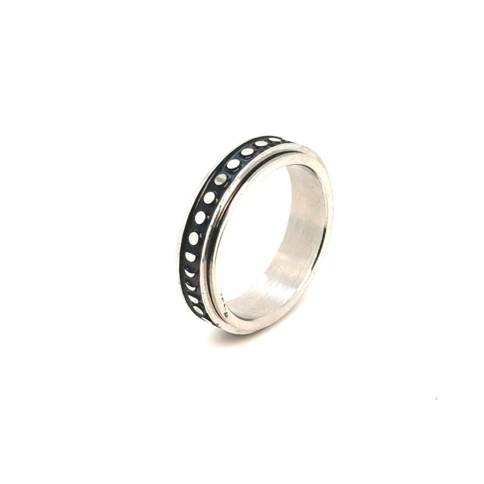 Polka Dot Spinner Ring
