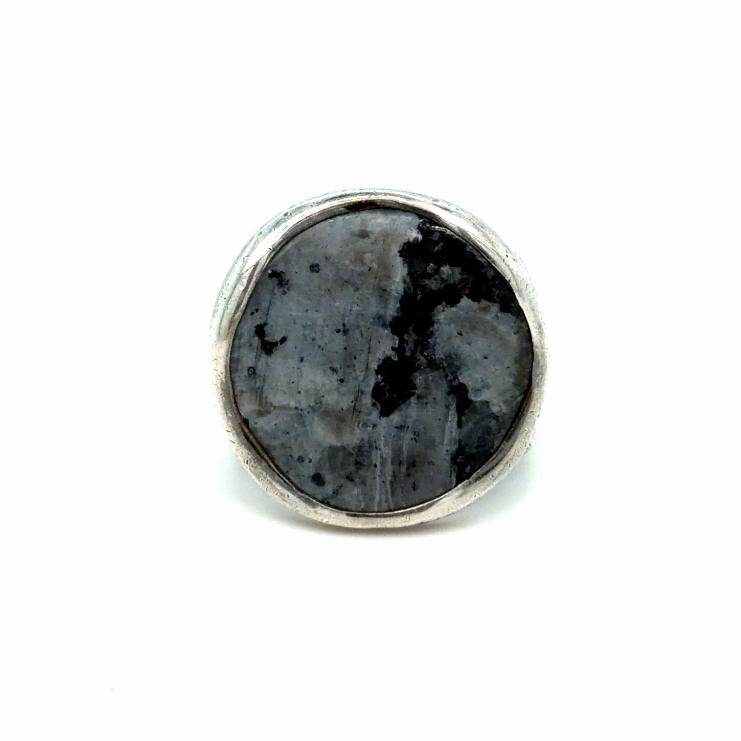Silpada Gray & Black Stone Ring