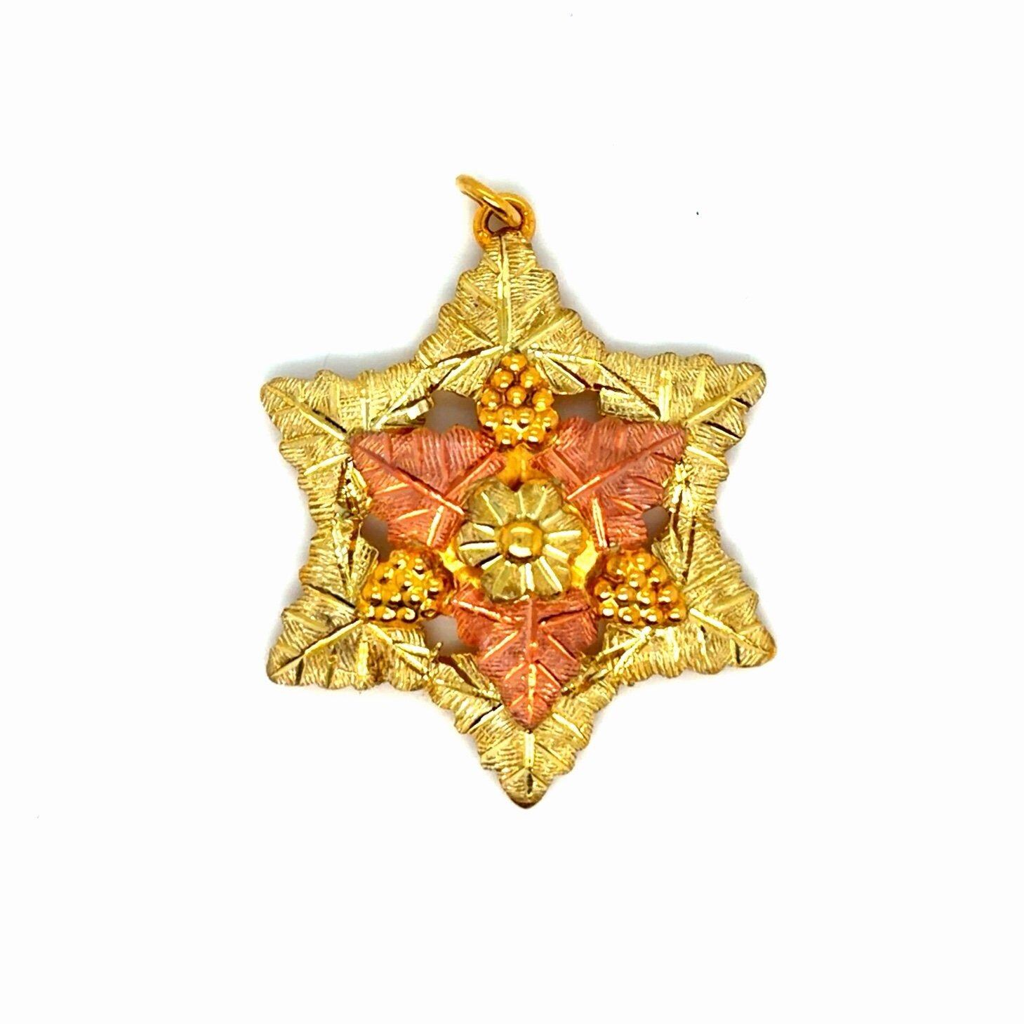 10K/12K Black Hills Gold Star Leaf Pendant