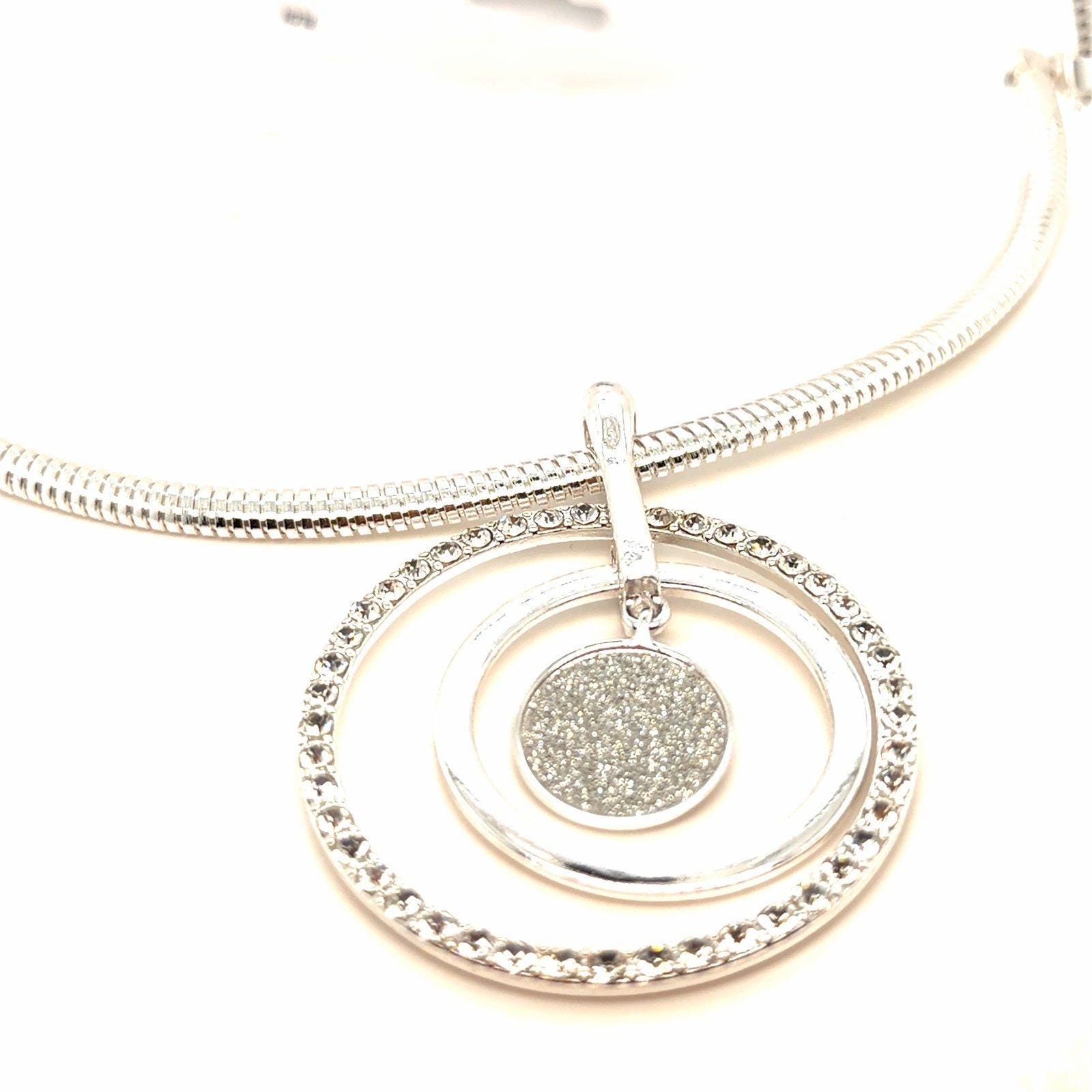 Liz Claiborne Circle Necklace