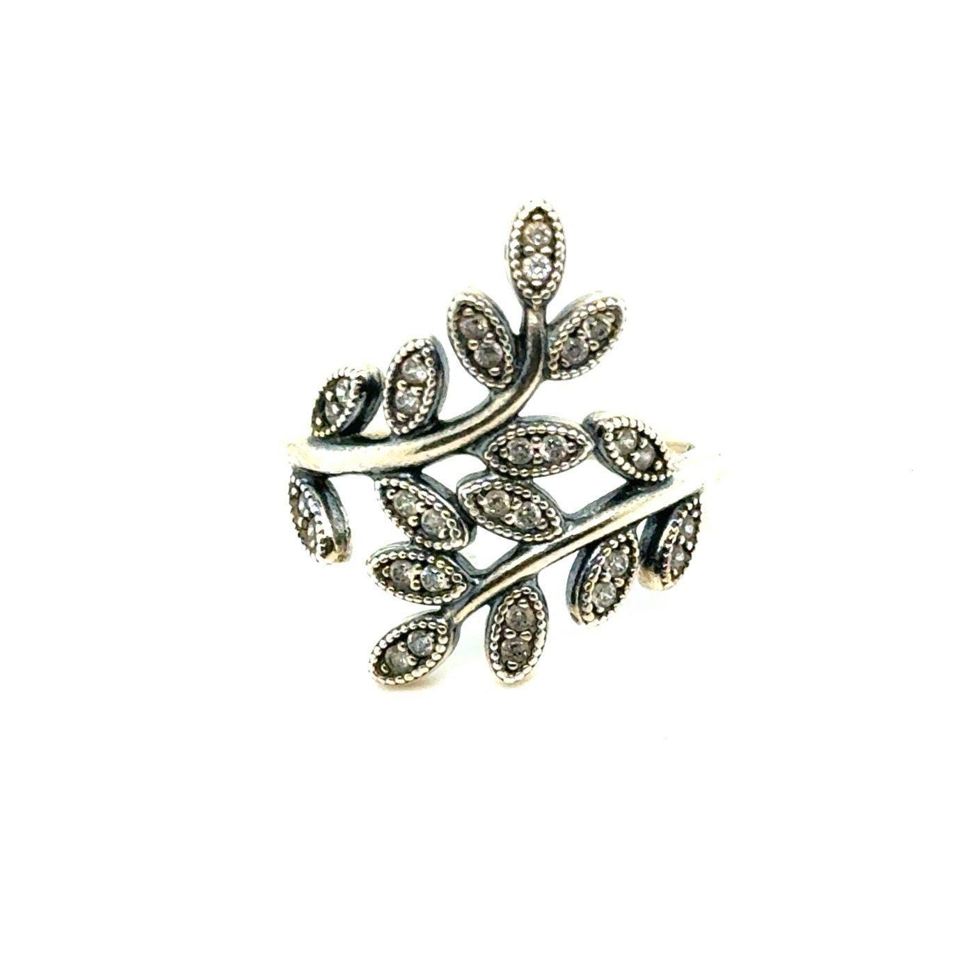 Pandora Soarkling Leaves Ring