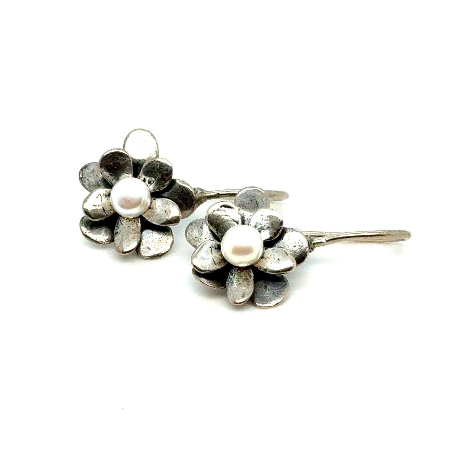 Retired Silpada Love Bloom Flower Earrings