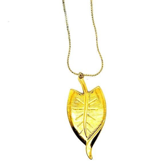 Gold Leaf Pendant Necklace (n3)
