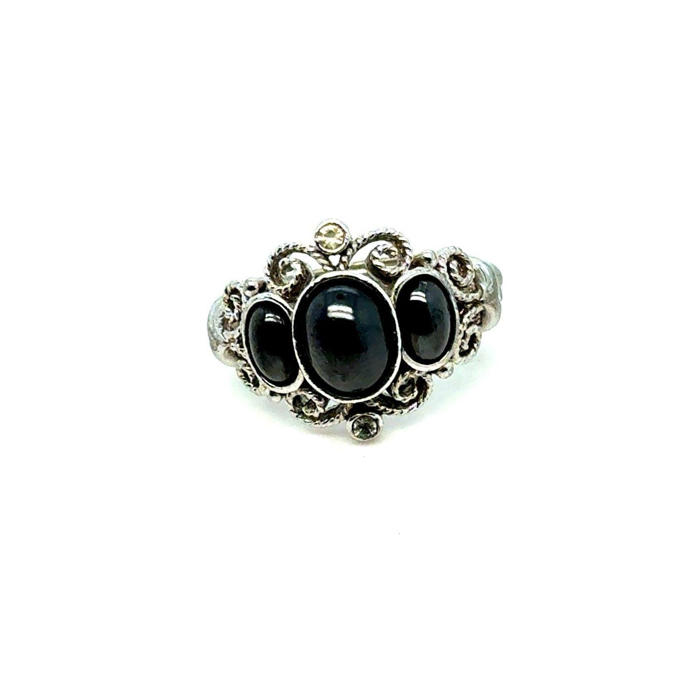 Avon 3-Black Stones Ring