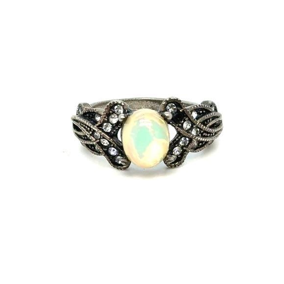 Opal Cabochon Vintage-Style Silver Tone Ring with Accent Crystals