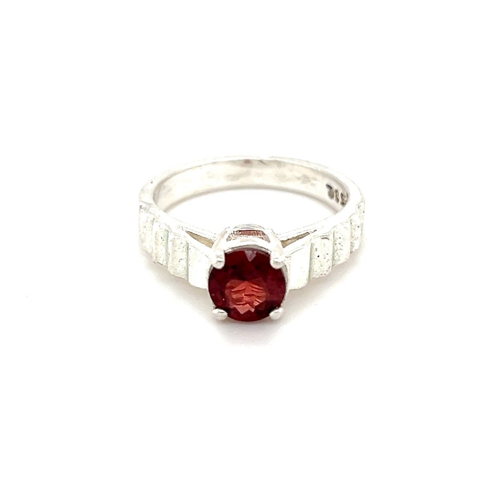 Solitaire Garnet Sterling Silver 925 Ring