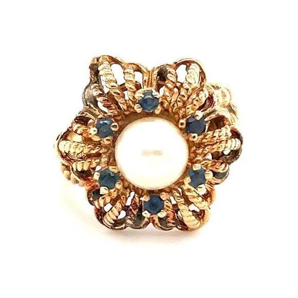 10k Vintage Flower Shaped Pearl Surrounded With Blue Sapphires Ring