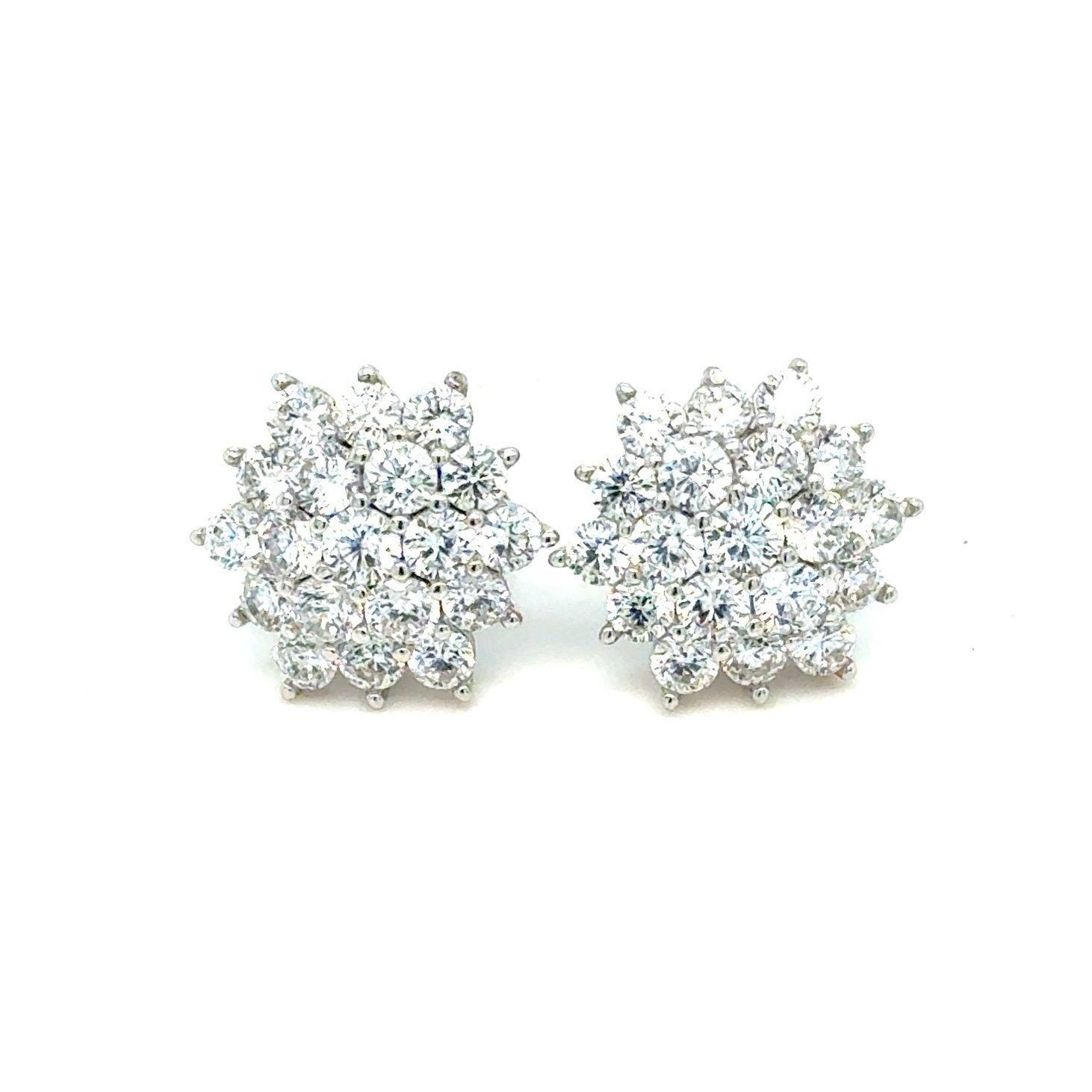 Sparkling 925 Silver Cluster Cz Stud Earrings