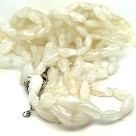 Classic White Bead Necklace - Elegant Women's Jewelry (n3)