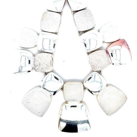 Liz Claiborne White and Silver Geometric Statement Necklace