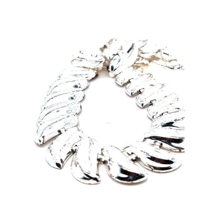 Napier High-Shine Silver Curved Link Necklace