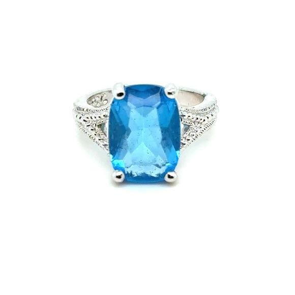 Blue Cushion-Cut Gemstone Ring