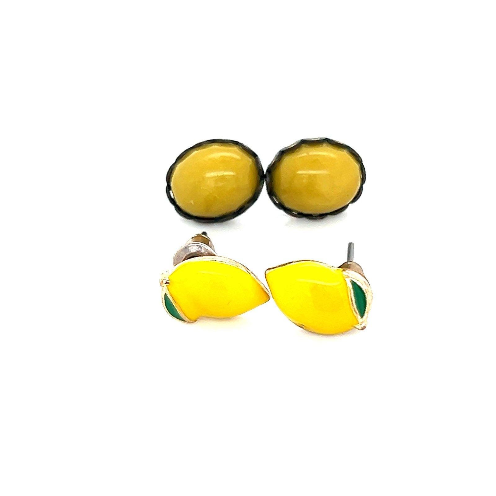 Yellow Studs