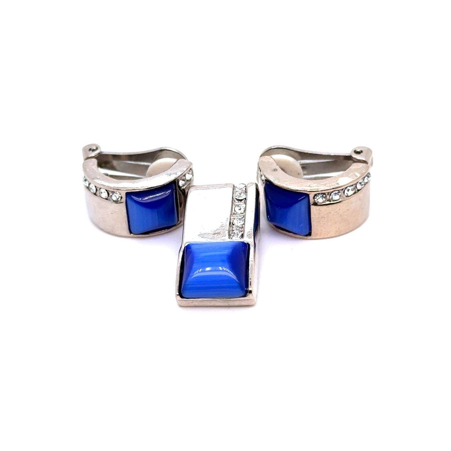 Blue/White Stone Clip On Earrings & Pendant Set