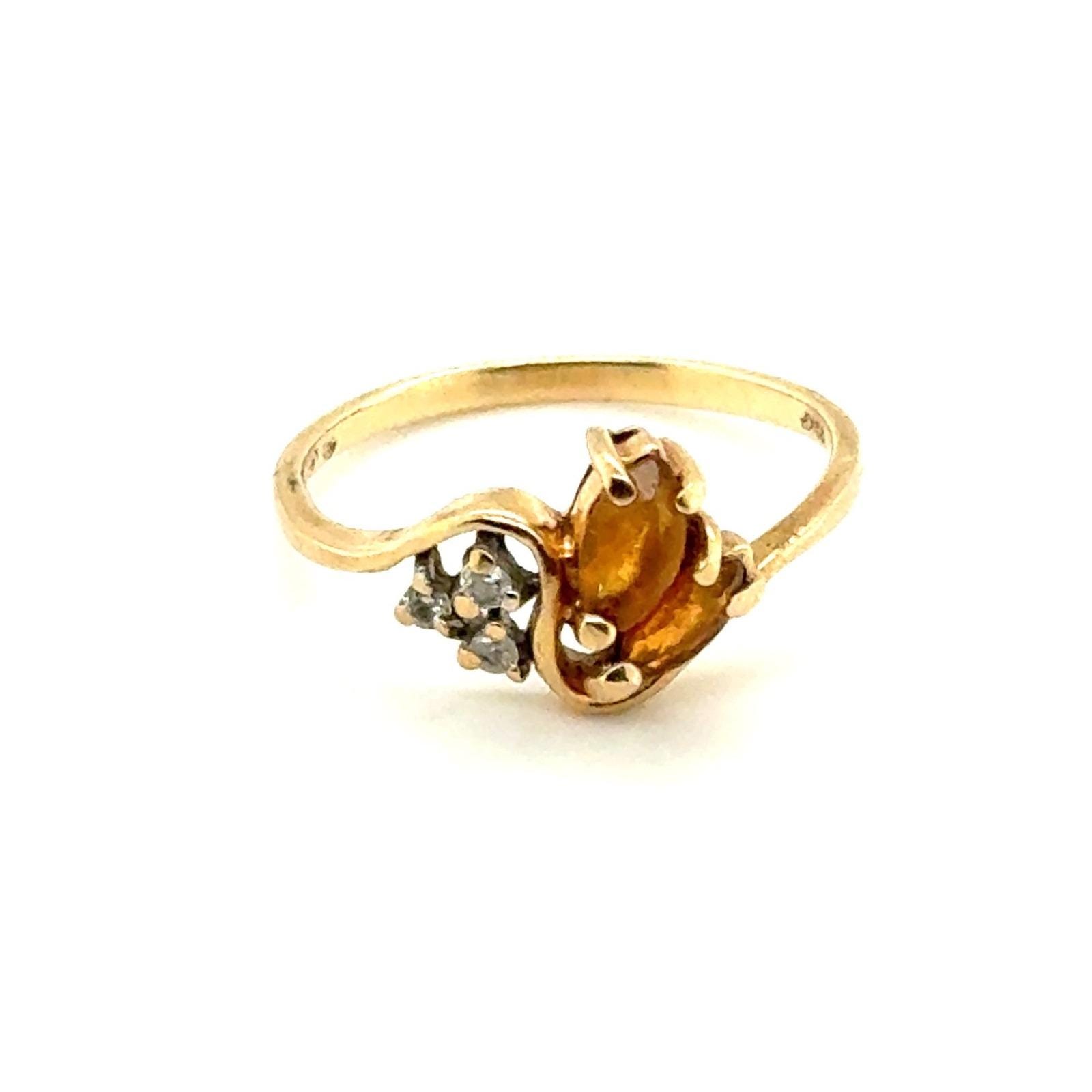 10k Yellow Gold Citrine and Diamond Ring Size 6 Marquise Gemstone 1.5g